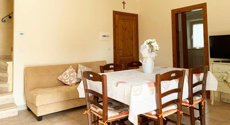 La Collina Διαμέρισμα Monsampietro Morico Δωμάτιο φωτογραφία